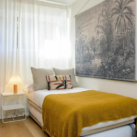Living Urban 10 Apartment Oviedo